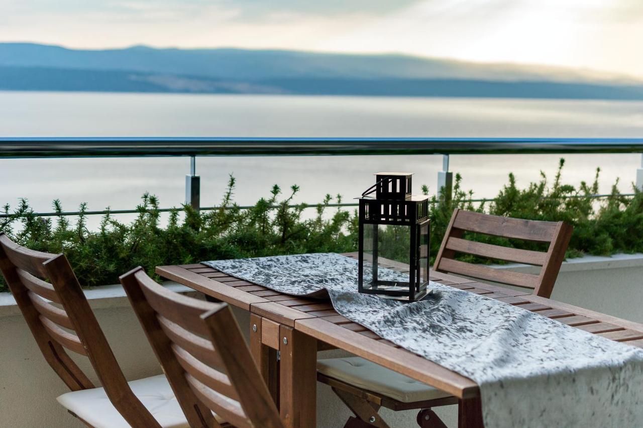 Luxury Apartments Jolara Mimice Bagian luar foto