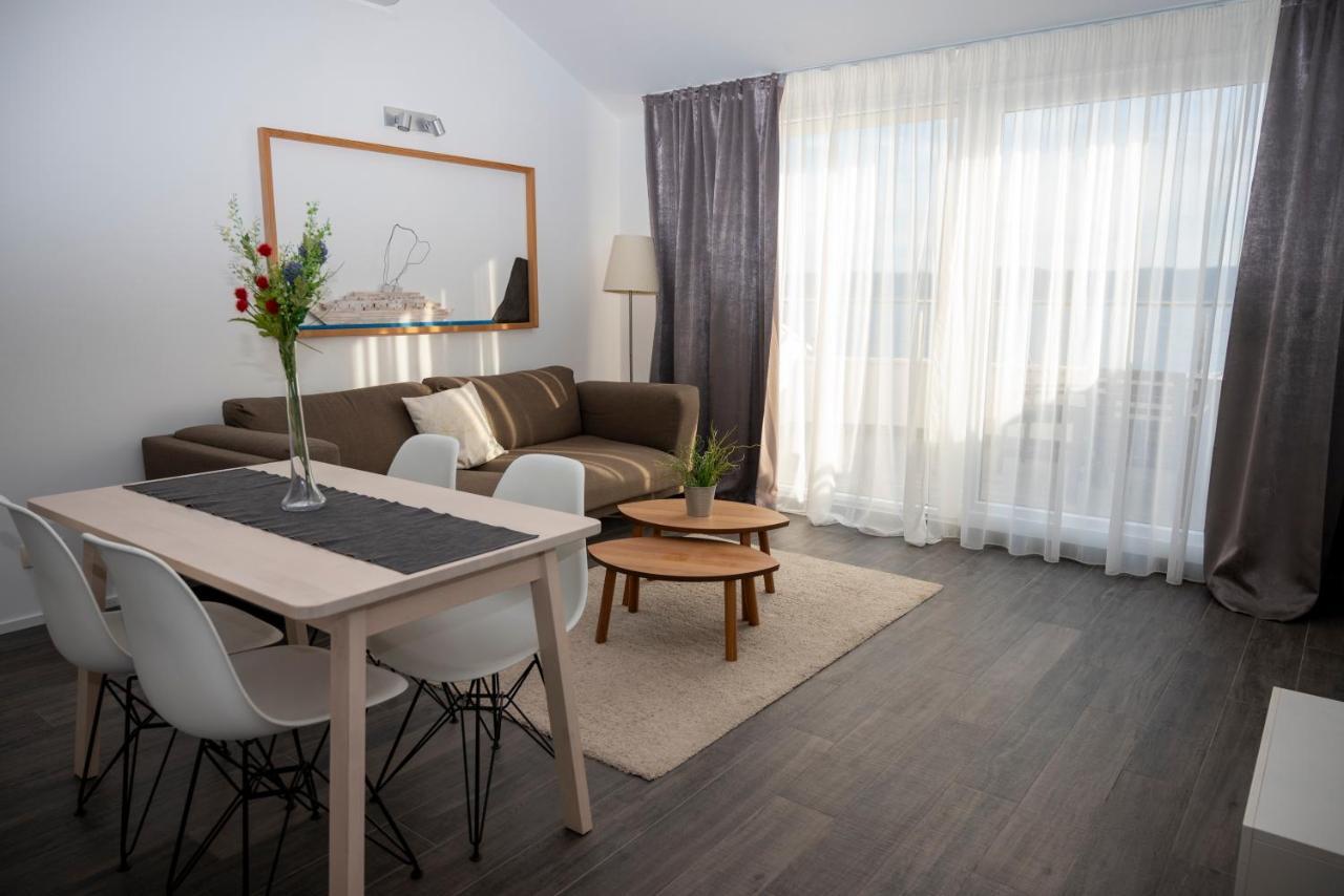 Luxury Apartments Jolara Mimice Bagian luar foto