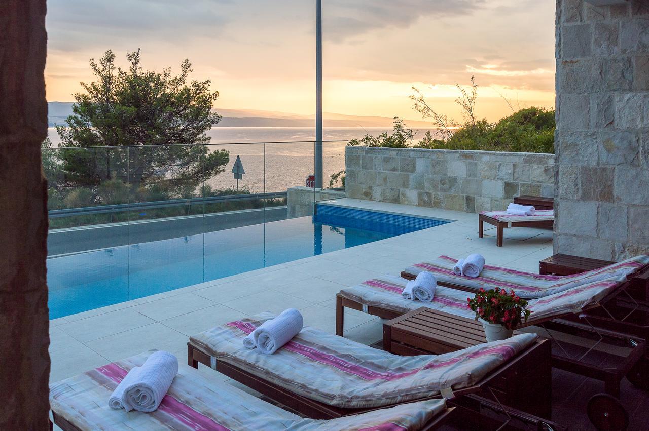 Luxury Apartments Jolara Mimice Bagian luar foto