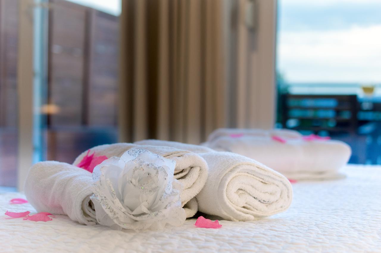 Luxury Apartments Jolara Mimice Bagian luar foto
