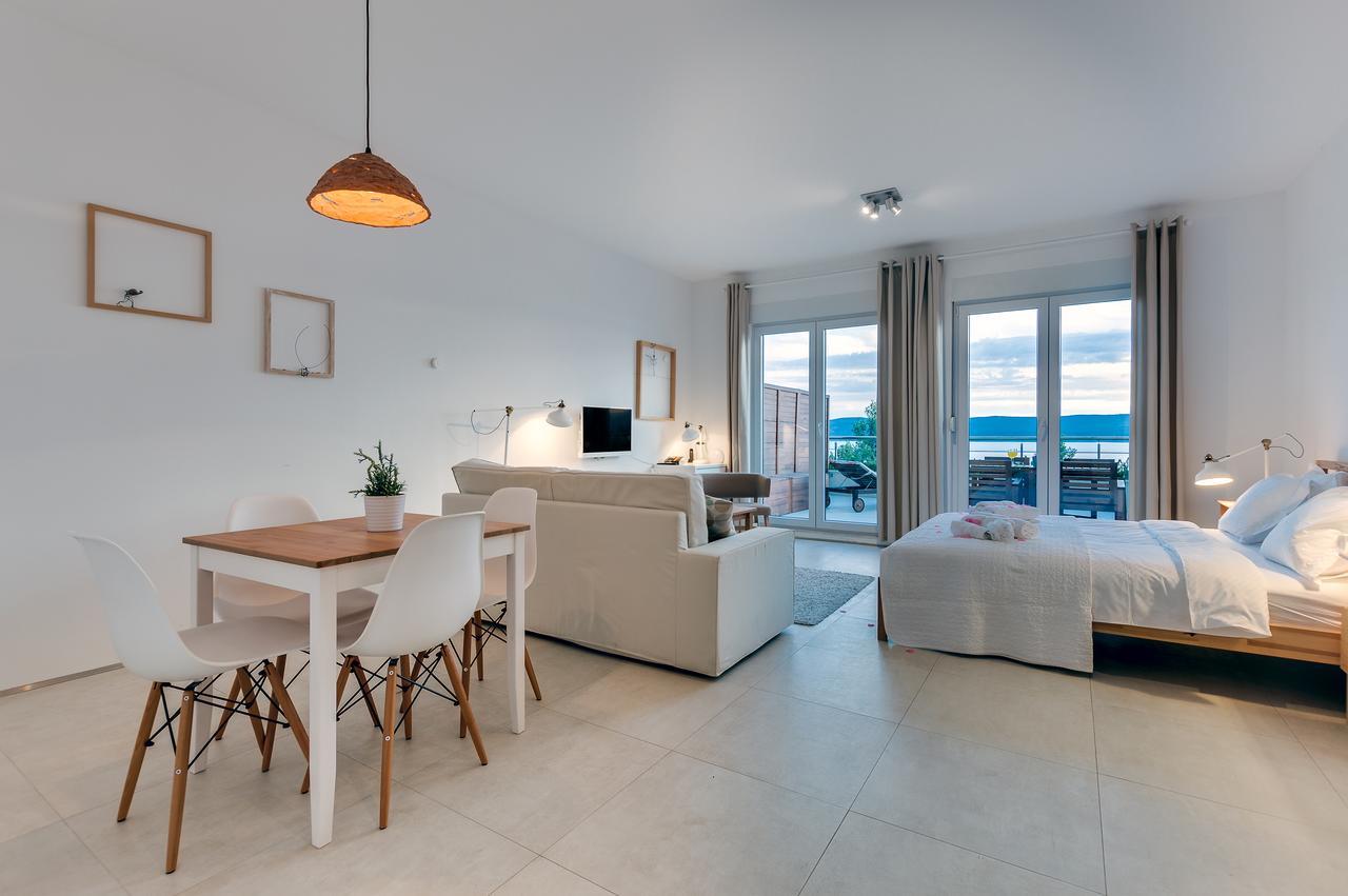 Luxury Apartments Jolara Mimice Bagian luar foto