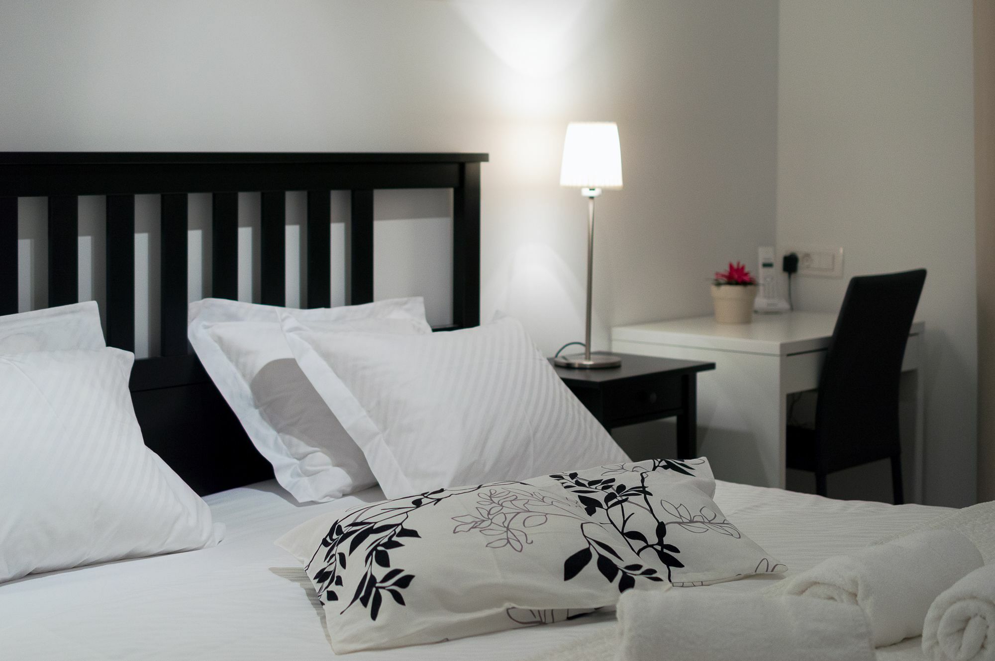 Luxury Apartments Jolara Mimice Bagian luar foto