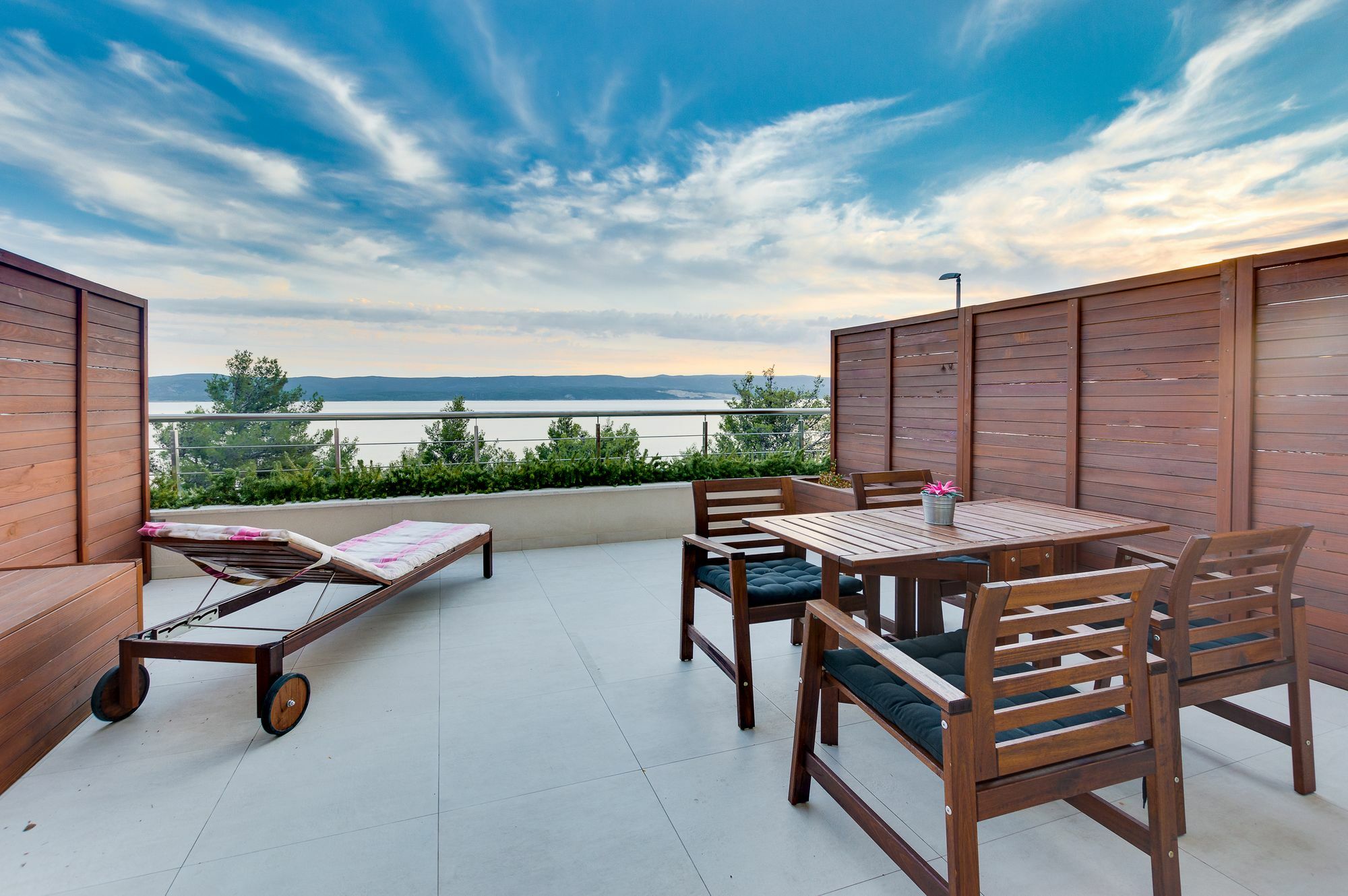 Luxury Apartments Jolara Mimice Bagian luar foto